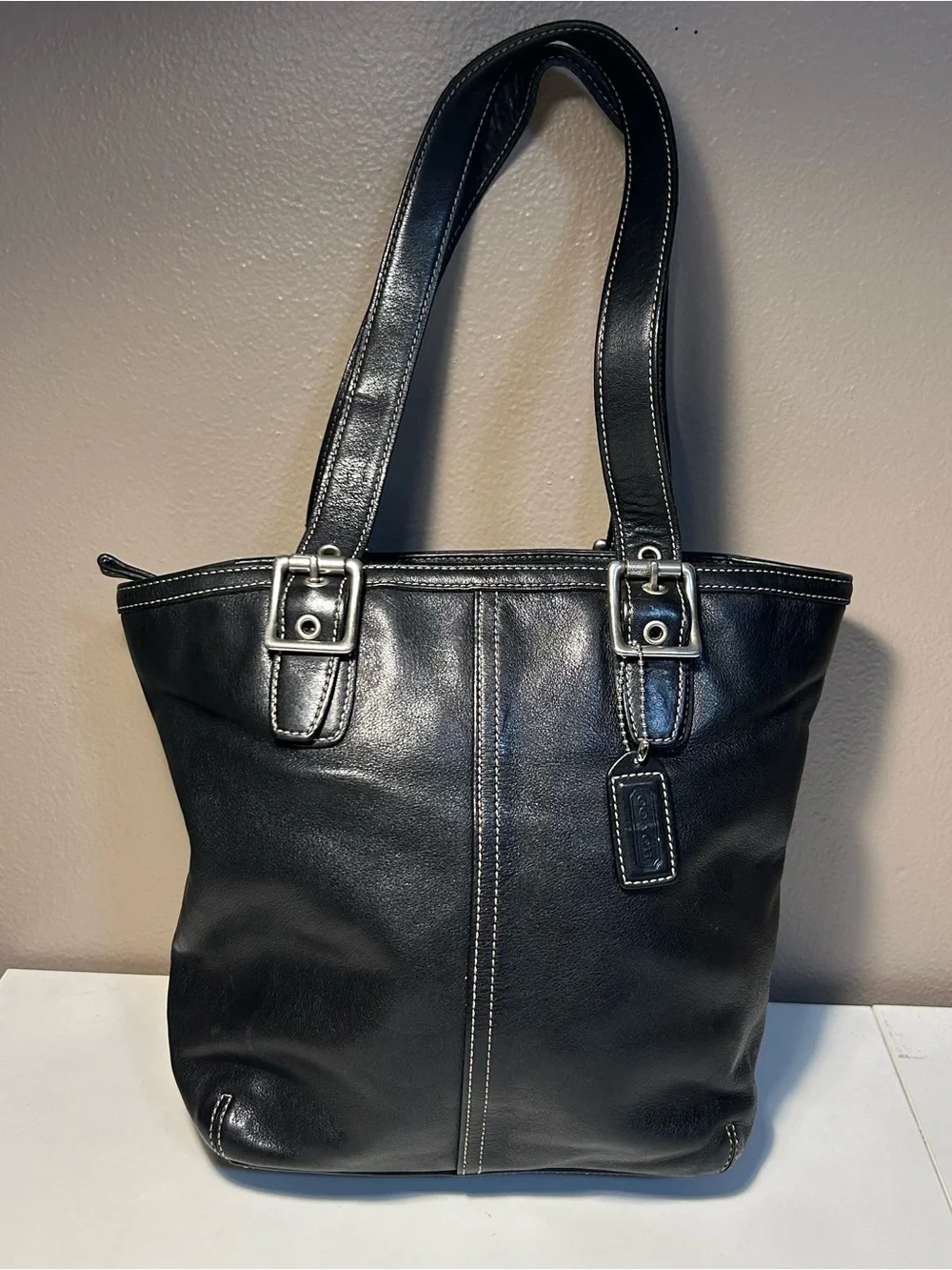 Vintage Coach 9572 Hamptons Black Leather Tote Silver Hardware Great Condition